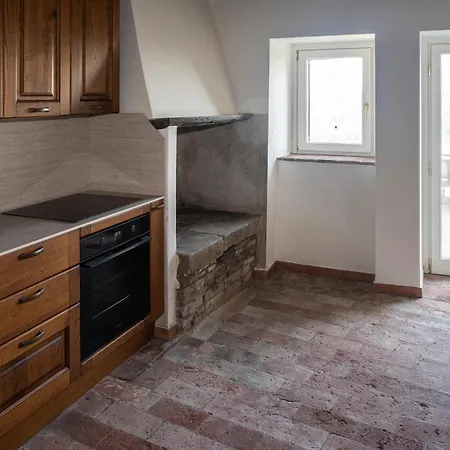 Podere La Terrazza Con Piscina Holiday home